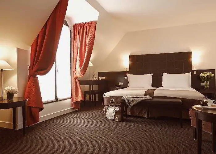 Hotel Plaza Tour Eiffel Paris