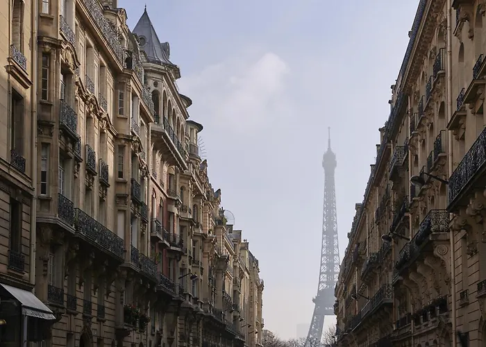 Plaza Tour Eiffel