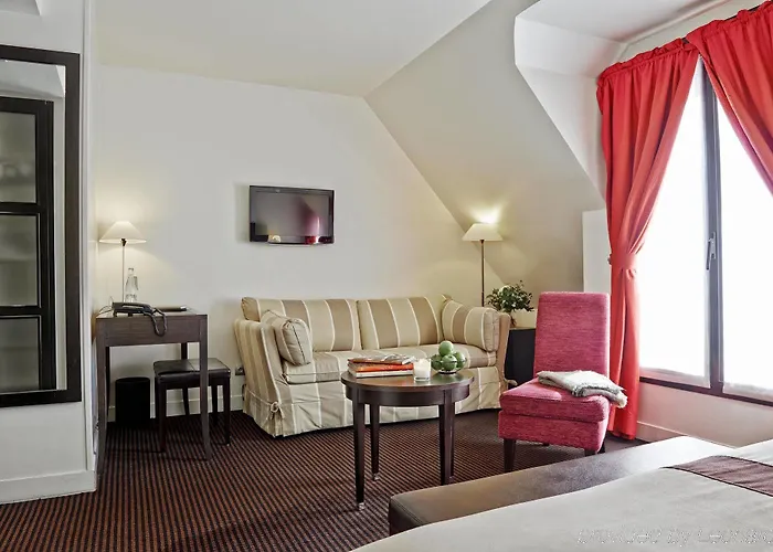 Plaza Tour Eiffel Hotel