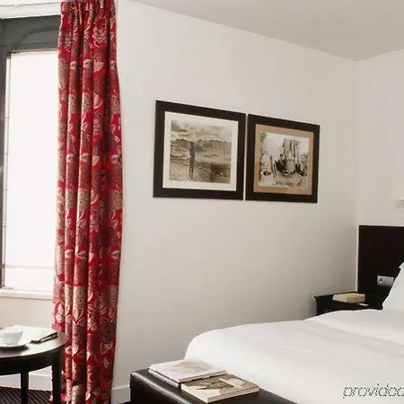 Plaza Tour Eiffel Hotel 4*
