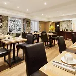 Hotel Plaza Tour Eiffel 4*