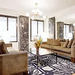 Hotel Plaza Tour Eiffel 4*