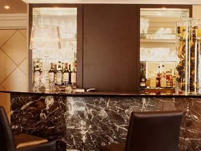 Plaza Tour Eiffel Hotel 4*