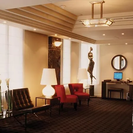 Plaza Tour Eiffel 4*