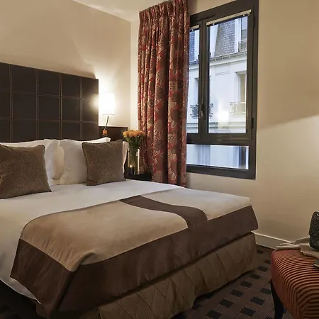 Plaza Tour Eiffel 4* Париж