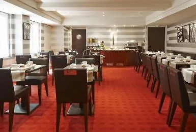 Hotel Plaza Tour Eiffel