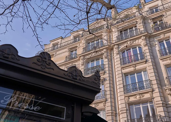 Plaza Tour Eiffel 4* Paris