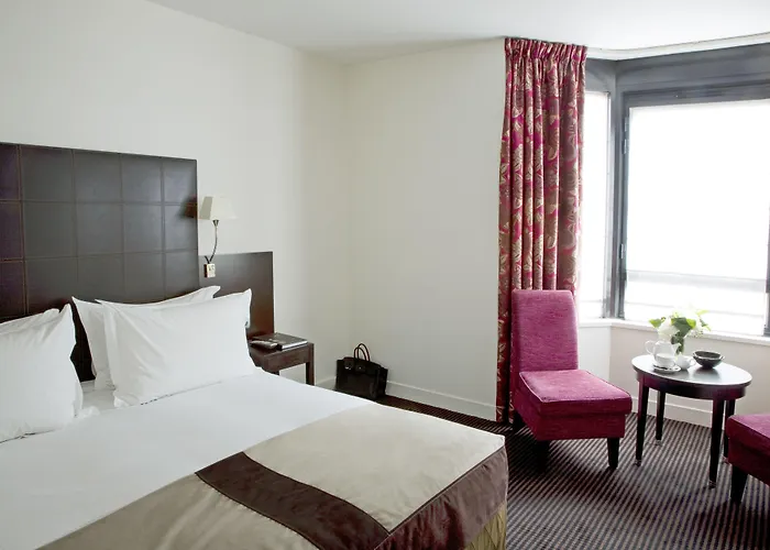 Plaza Tour Eiffel 4* Paris