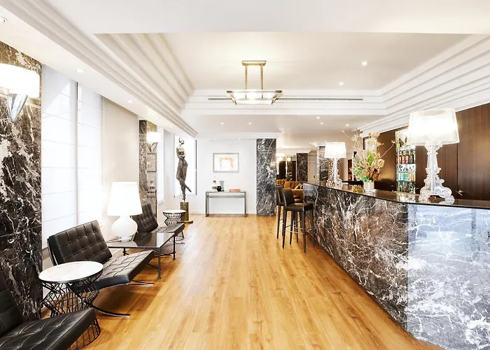 Plaza Tour Eiffel 4*