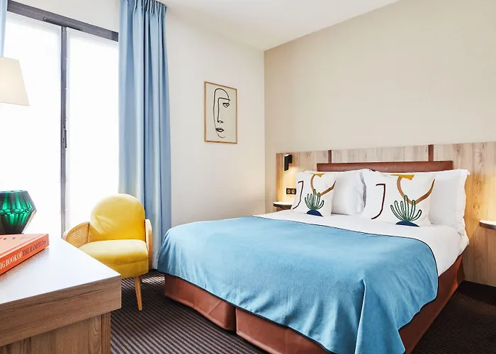 Plaza Tour Eiffel Hotel París