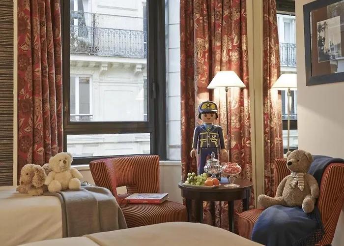 Plaza Tour Eiffel Hotel 4*