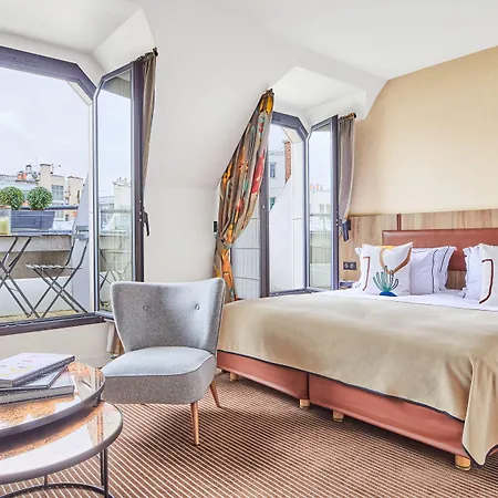 Plaza Tour Eiffel 4* Paříž