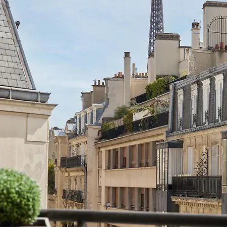 Hotel Plaza Tour Eiffel