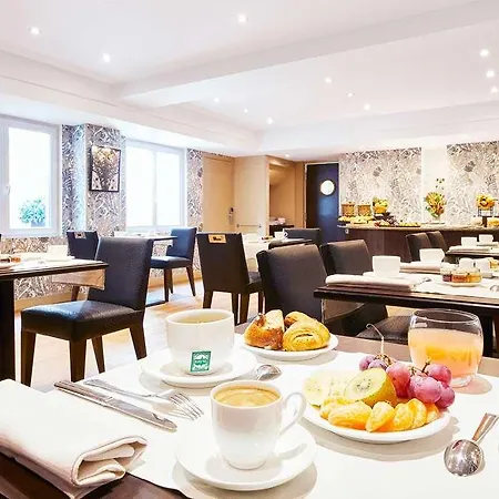 فندق بلازا برج إيفل